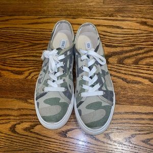 Steve Madden Sneakers Size 8- Army Print
